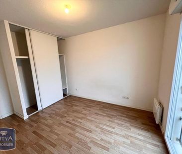 Location Appartement 2 pièces 43m² NIORT 79000 - Photo 2