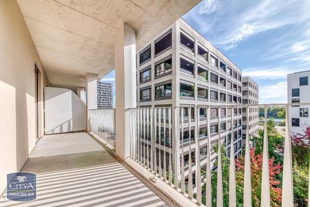 Location Appartement 3 pièces 72m² LYON 2ème - Photo 2