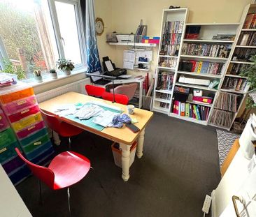 3 bed house to rent in Green Lane, St. Albans, AL3 - Photo 1