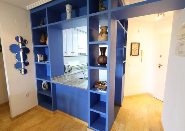 Apartamento bajo en Aguamarina.