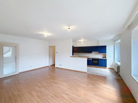Appartement te huur - Foto 2