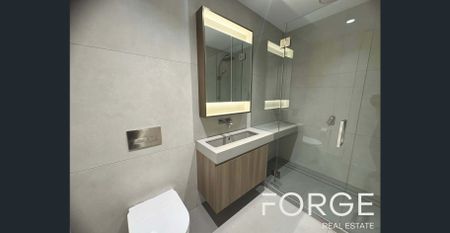 Spacious Single Bedroom Apartment At St. Boulevard - Photo 5