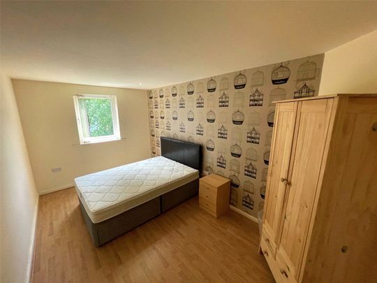 Walker House, 6 Elmira Way, Salford Quays, Salford, M5 3DU - Photo 1