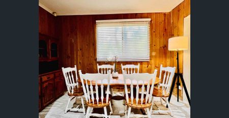 Fully Furnished Home In Central Location - Min. Three month stay - Photo 5