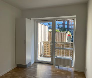 Moderne 4-værelses lejlighed med lækker beliggenhed - Photo 4