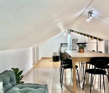 Interior room in Calle Conde de Aranda - Photo 6