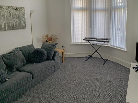 3 bedroom terraced house to rent - Photo 1