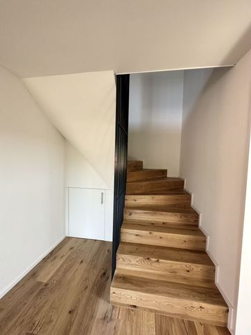 Wunderschöne Maisonette-Wohnung in Freudwil bei Uster - Foto 2