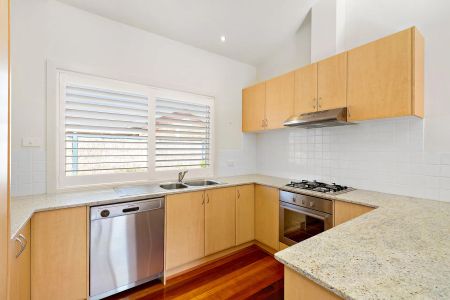 Unit 1/186 Dromana Parade, Safety Beach. - Photo 3