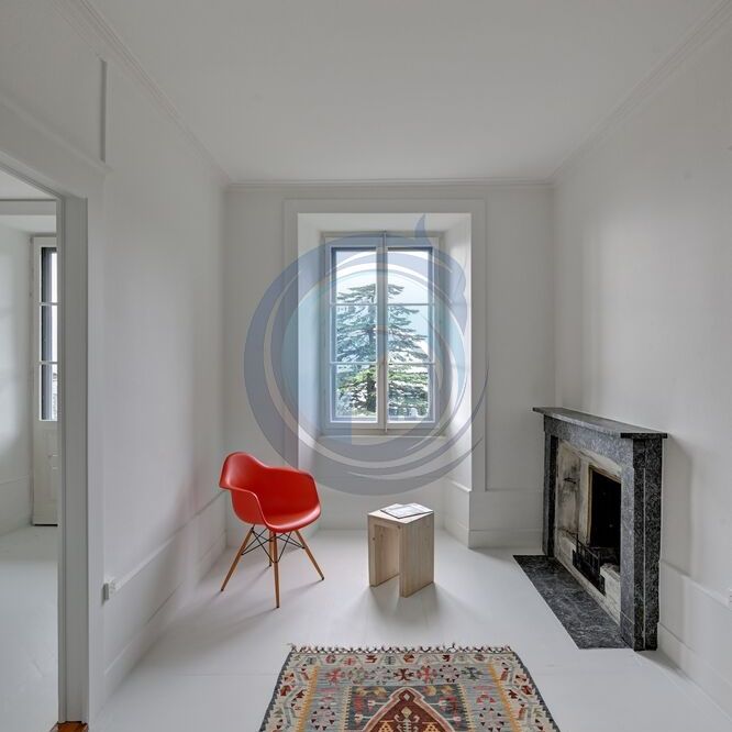 MAGNIFIQUE APPARTEMENT DE 7,5 PIÈCES AVEC VUE SUR LE LAC - Photo 1