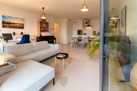 Ruim en stijlvol appartement in de populaire Cadixwijk - Foto 3