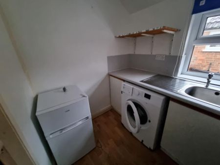 1 bedroom apartment to rent - Photo 5