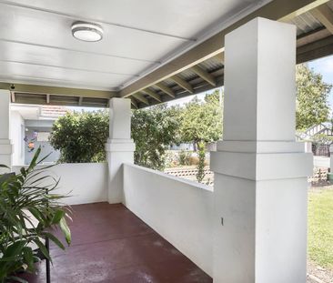 372 Walcott Street, Coolbinia, WA 6050 - Photo 1