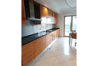 Apartamento T3 em Lisboa
