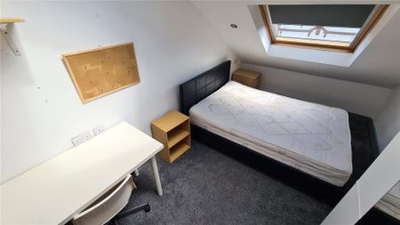 8 bedroom terraced house to rent - Photo 3