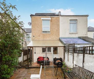 1 bedroom in a house share to rent - Photo 4