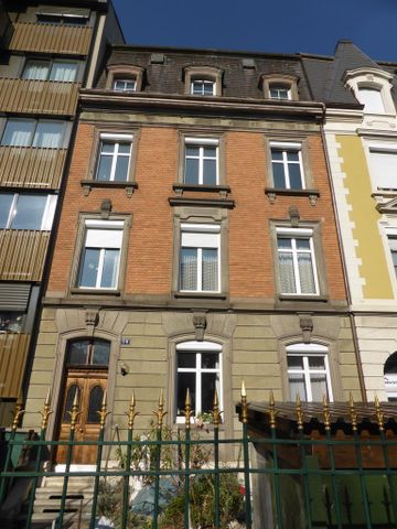 Charmante Altbauwohnung mit Balkon - Photo 5