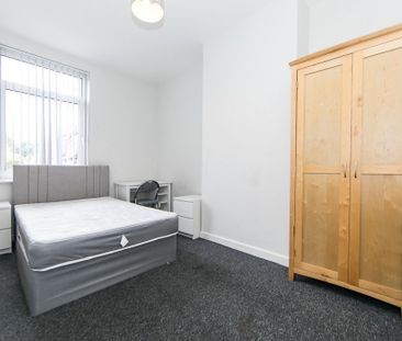 Lumley Road, Burley, Leeds - Photo 1