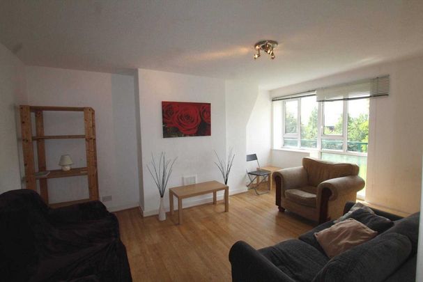 3 bedroom apartment to rent - Photo 1