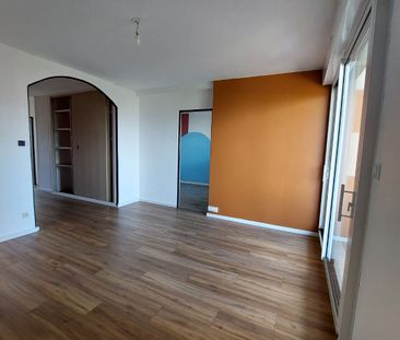 Location Appartement 3 pièces 64m² - Photo 3
