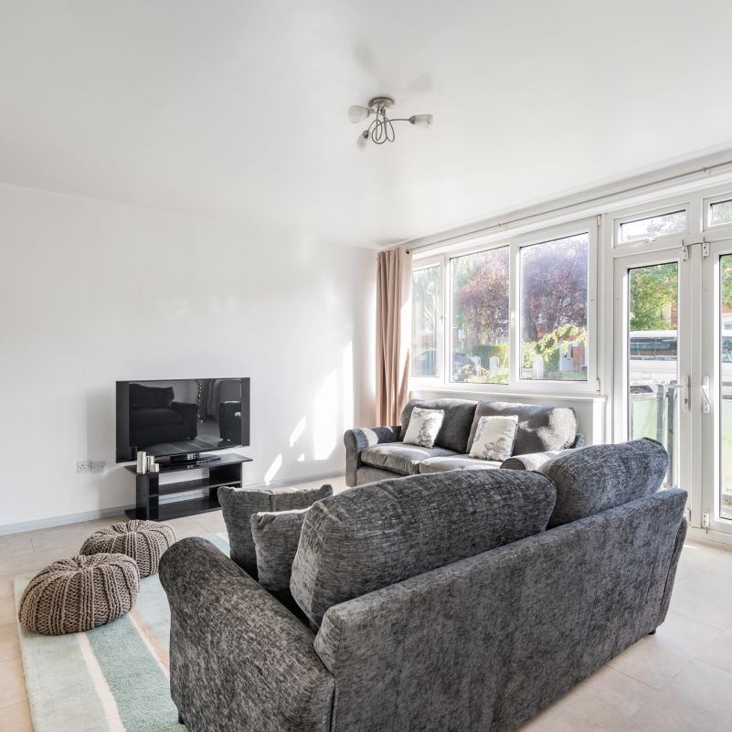 Coleraine Road, Blackheath, London, SE3 - Photo 1