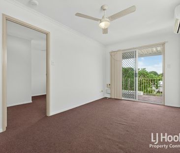 Modern Comfort and Convenience in Downtown Kallangur - Photo 1