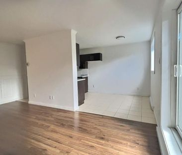 2 CH - 1 SDB - Longueuil - $1,325 /mo - Photo 2