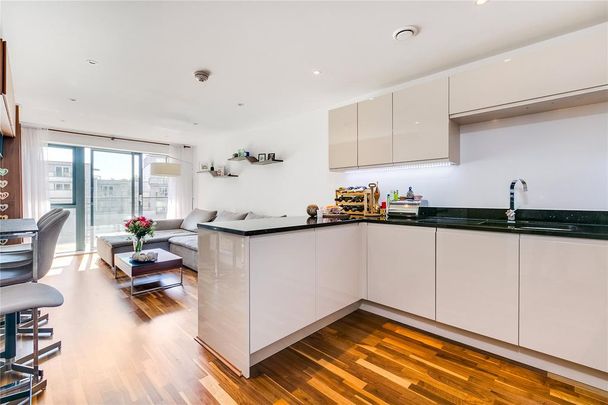 2 bedroom flat to rent - Photo 1