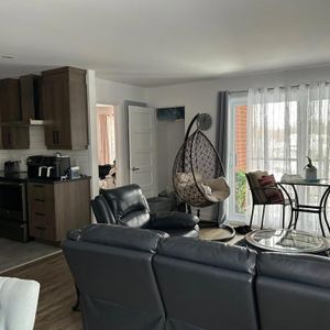 4 1/2 style condo St-Charles-Borromée - Photo 2