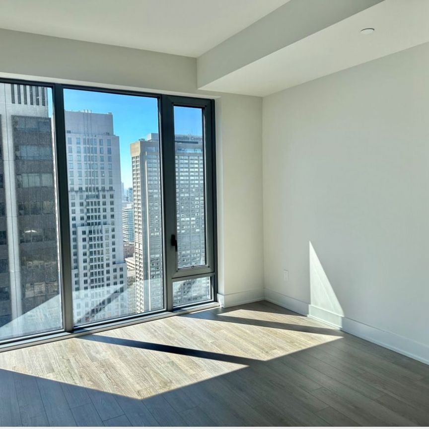 For Lease - 8 Cumberland Street Unit# 4104, Toronto, Ontario - Photo 1