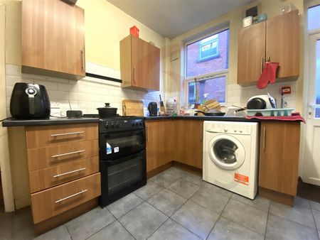 Fosse Road South, LE3, Leicester - Photo 2