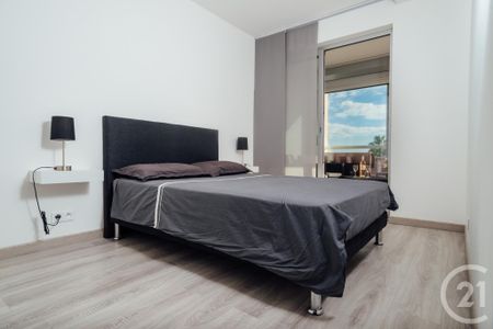 Location Appartement 3 pièces 70m² VILLEFRANCHE SUR MER 06230 - Photo 3