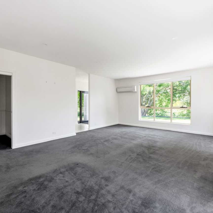 High Rise Living - Photo 1