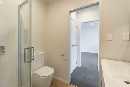 Brand New 3-Bedroom Townhouses in Central Location - Photo 4