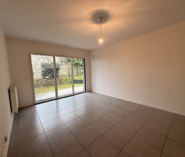 Location Appartement 3 pièces 65m² CENON 33150 - Photo 2