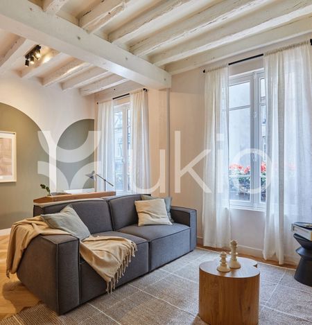 Appartement • Les Halles - Photo 2