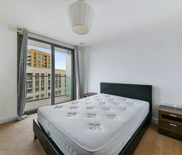 2 Bed Flat, Sienna Alto, SE13 - Photo 5