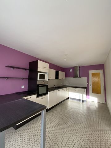 Location Appartement 5 pièces 103m² EVREUX 27000 - Photo 5