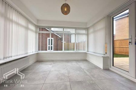 Parkinson Boulevard, Lytham St. Annes, Lancashire, FY8 - Photo 3