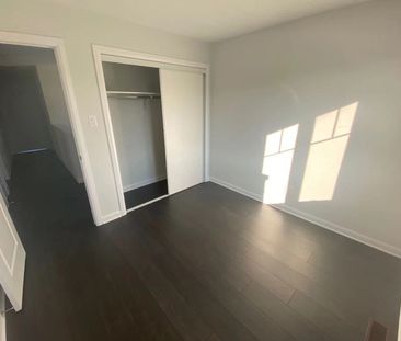 For Lease - 1041 Speedvale Court, Kanata, Ontario - Photo 3