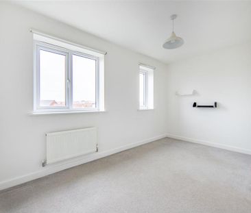 3 bedroom townhouse to rent - Photo 2