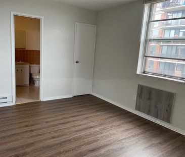 One Bedroom Apartment without Balcony - Photo 2