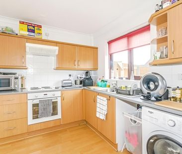 2 bedroom end of terrace to rent Blackthorn, Stamford, PE9 - Photo 3