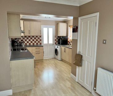 3 bedroom bungalow to rent - Photo 4
