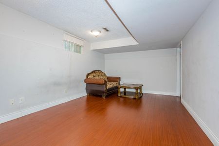 For Lease - 52 Timberlane Drive Unit# Basement Apartment, Brampton, Ontario - Photo 5