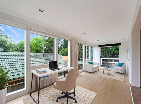 Spacious Three bedroom plus study family home - Photo 4