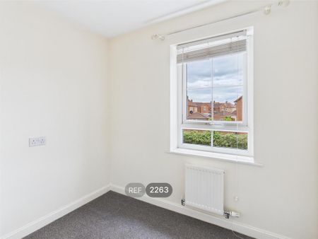 2 bedroom terraced house to rent - Photo 5