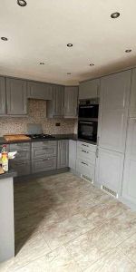 Maes Maddock, Gorseinon, Swansea, SA4 - Photo 3