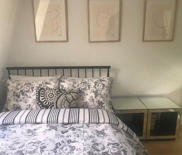 1 Bed Flat, Chepstow Road, W2 - Photo 5