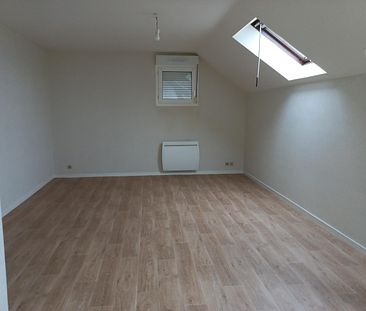 Location Maison 2 pièces 52 m² Pouligny-Notre-Dame - Photo 2